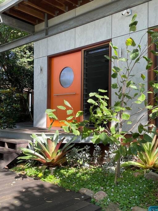 Apartment Tranquil 2 Bedroom Garden