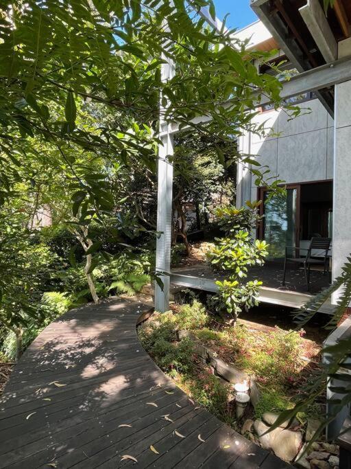 Apartment Tranquil 2 Bedroom Garden