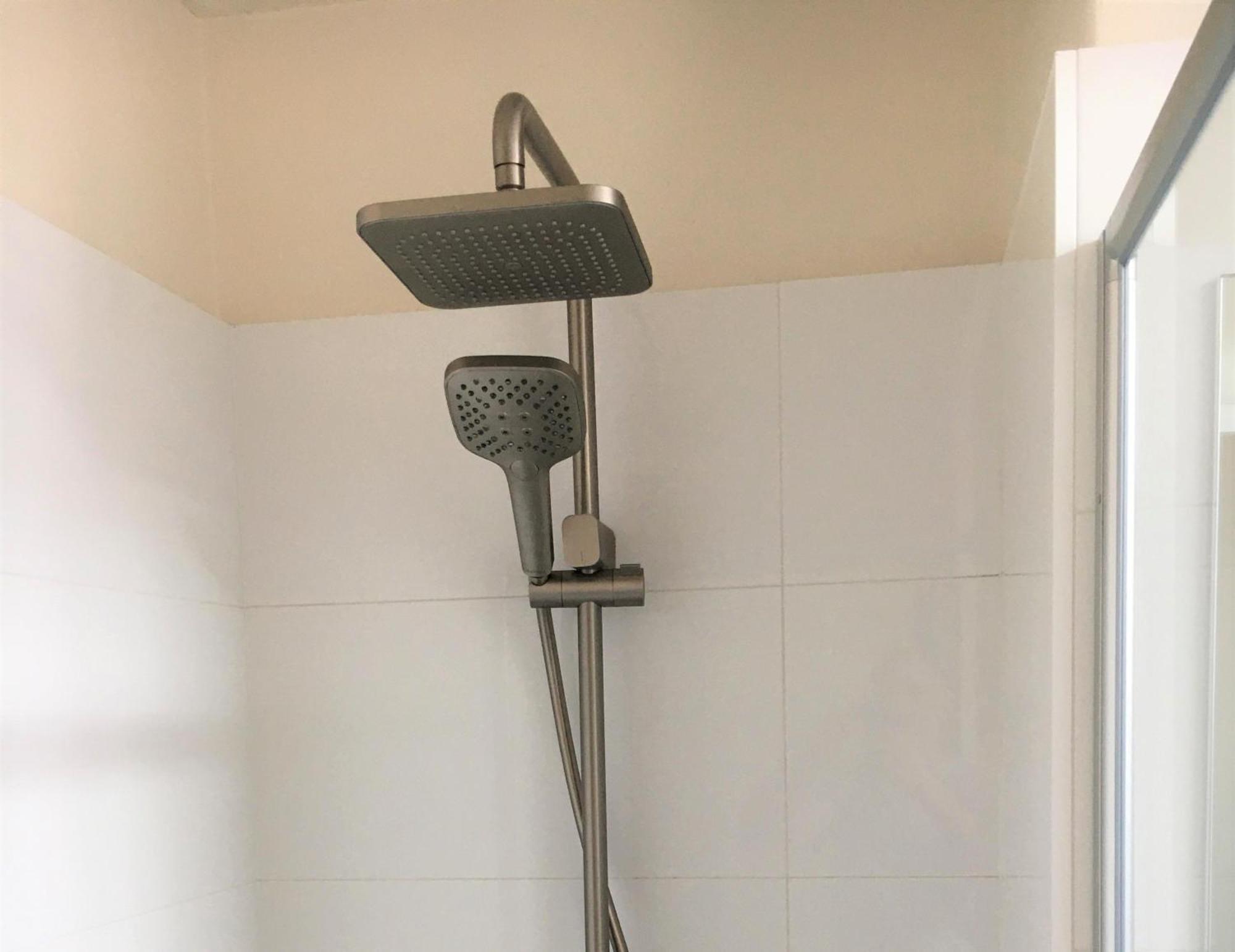 - 2 Bedrooms