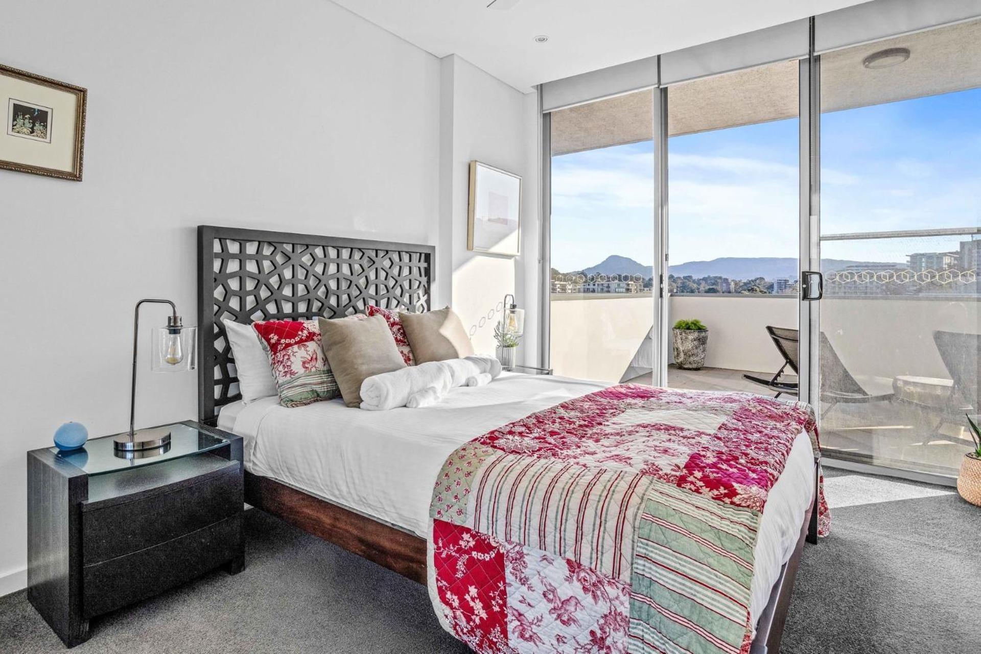 The Perch - Gorgeous 3 Bedroom Penthouse Holiday home Wollongong