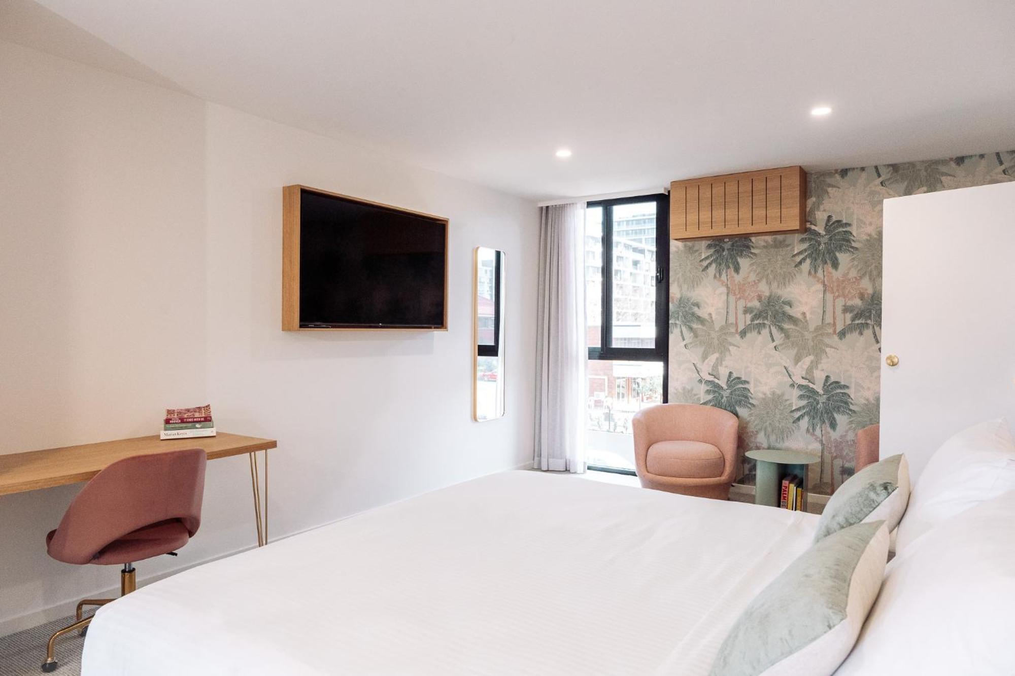 Surfside 22 * Wollongong