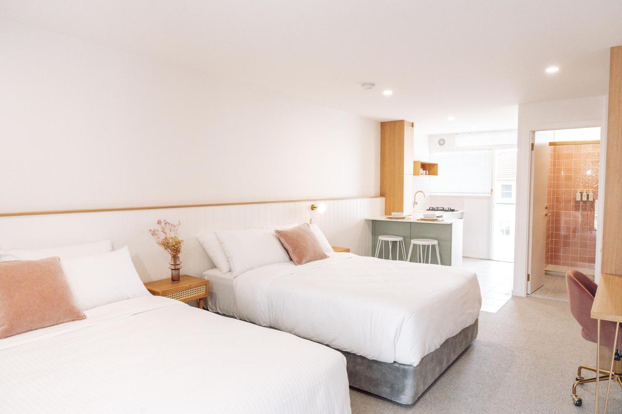 Surfside 22 Motel *