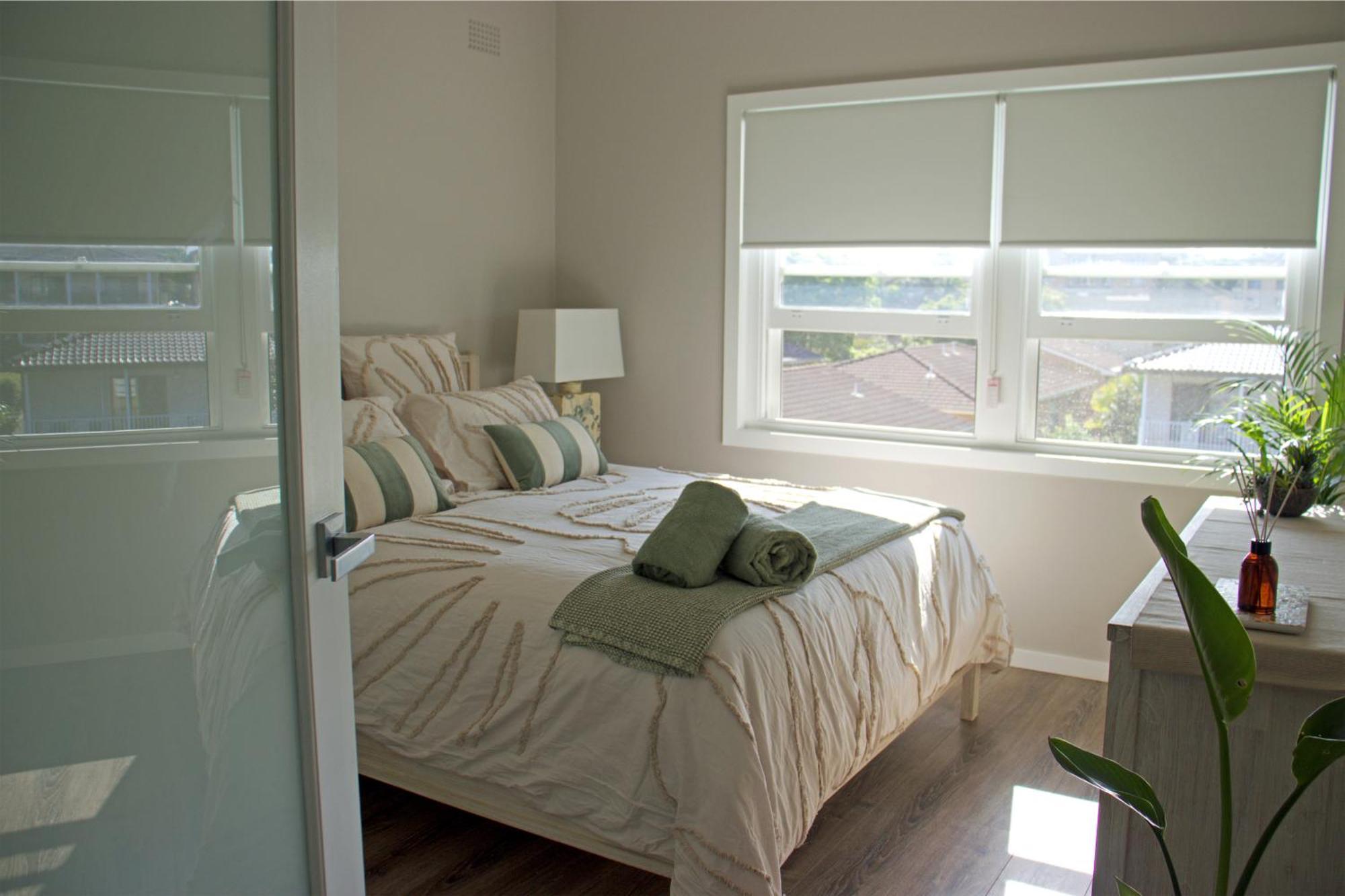 Luxe Newly Renovated 2 Bed Unit - Walk To Wollongong