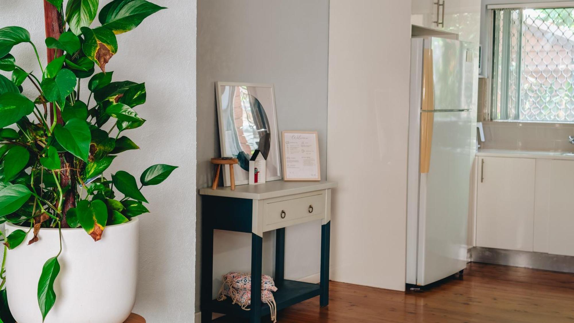 Harbourside Bliss: 2-bedroom Coastal