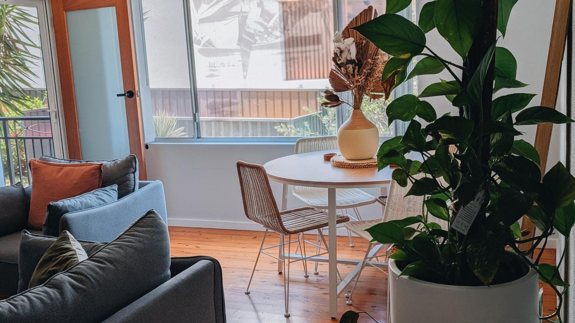 Harbourside Bliss: 2-bedroom Coastal * Wollongong
