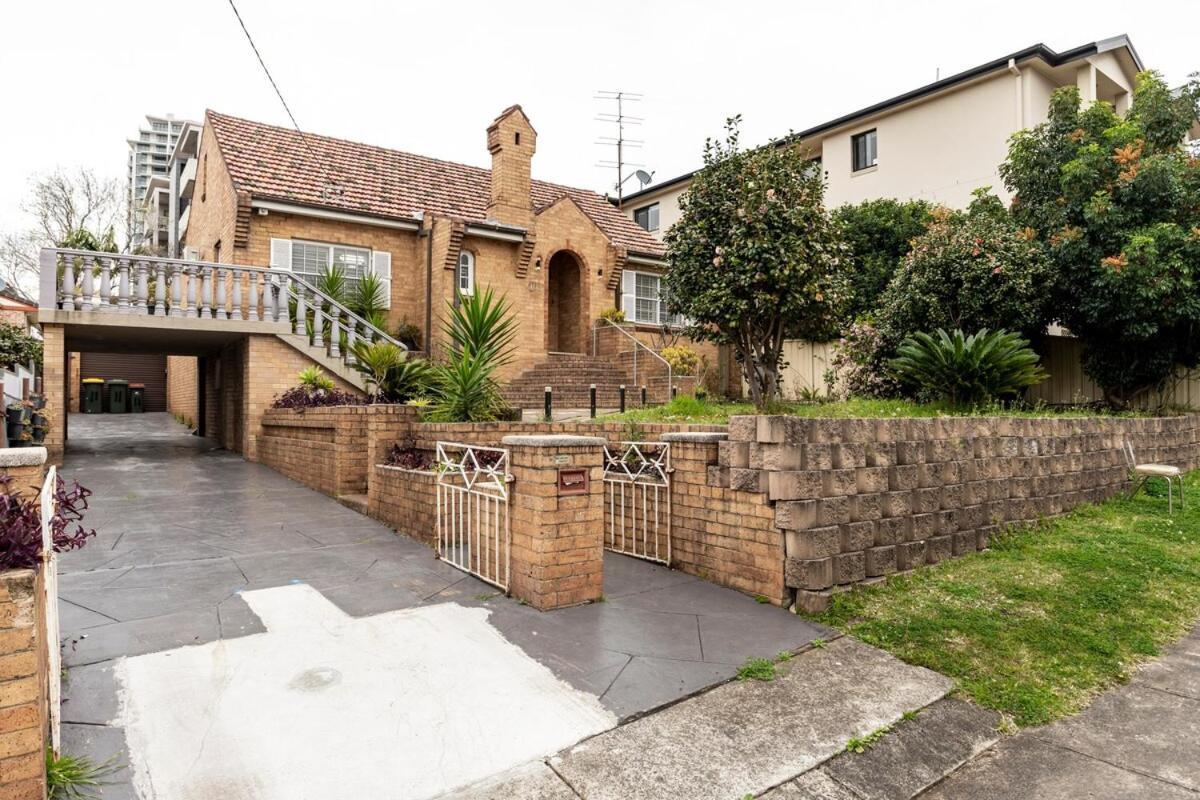 Stylish Heritage 10mins Walk To Hospital With Free Parking