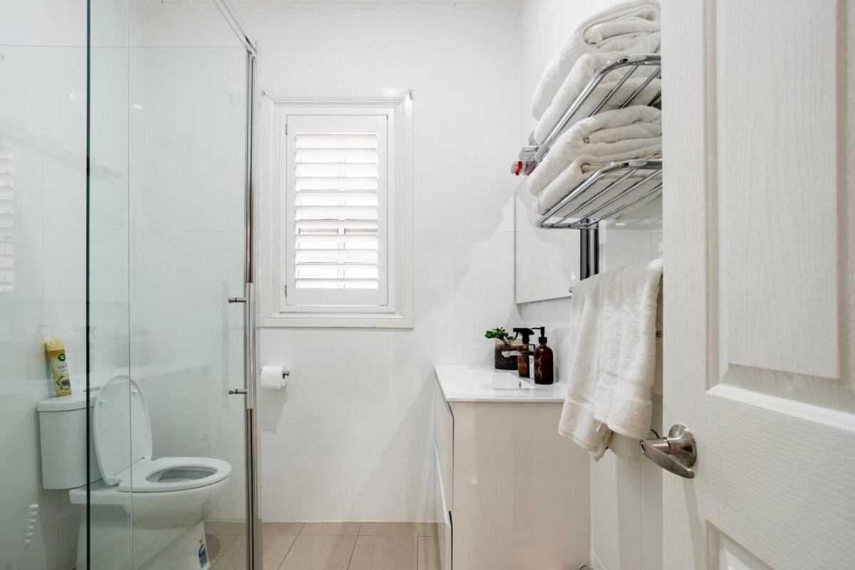 Stylish Heritage 10mins Walk To Hospital With Free Parking Wollongong