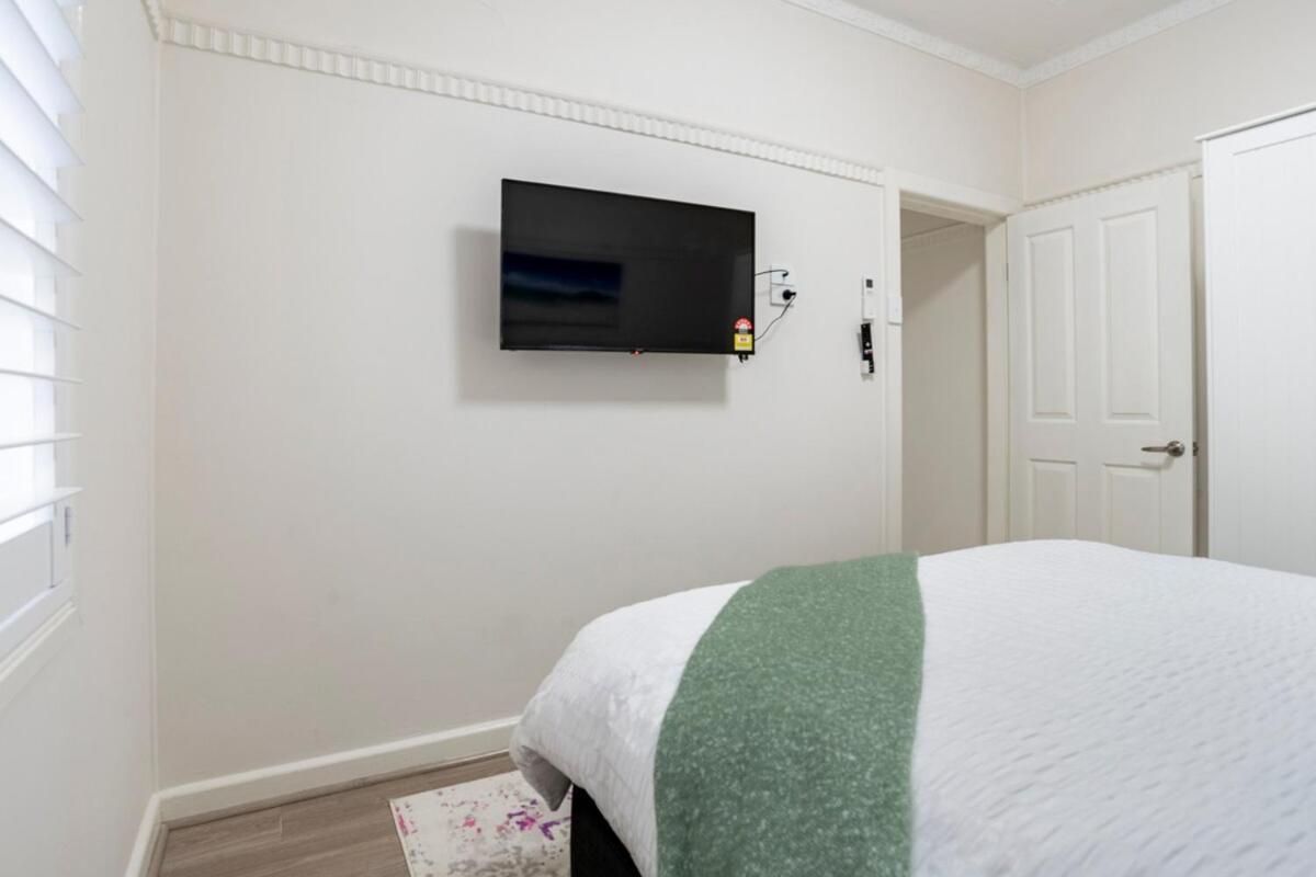 Holiday home Stylish Heritage 10mins Walk To Hospital With Free Parking *