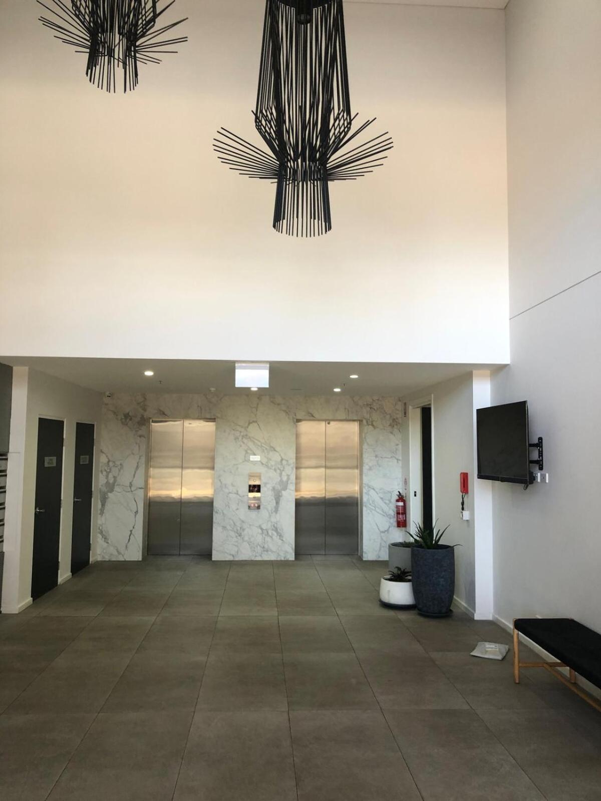 Modern Coastal Living With 5g & Netflix Apartment *