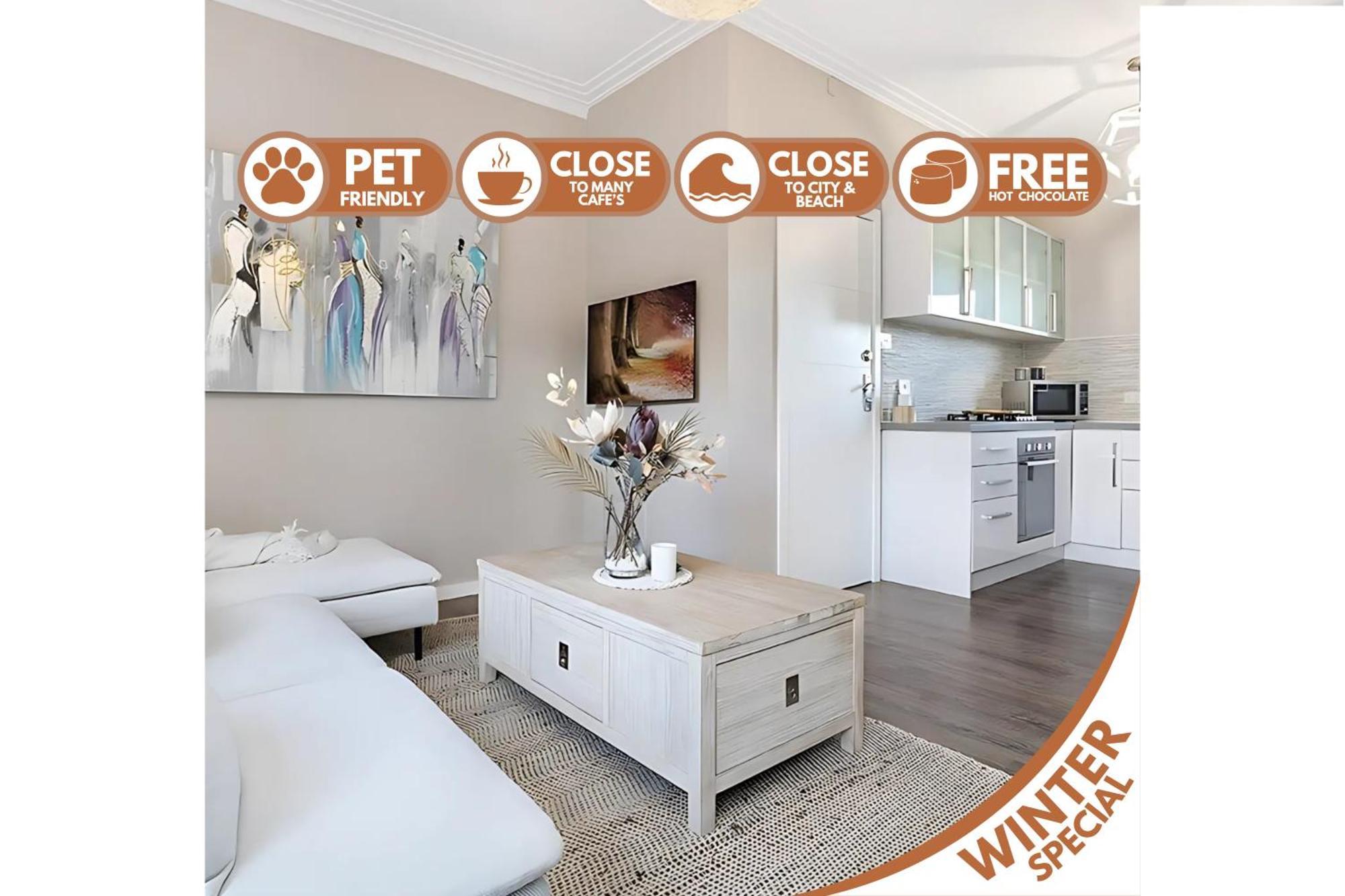 Luxe Newly Renovated 2 Bed Unit - Walk To Apartment