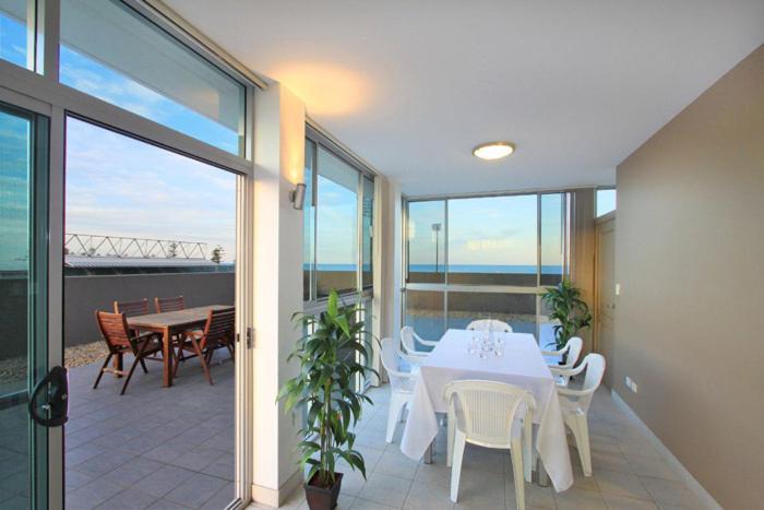 Salt Serviced 4* Wollongong
