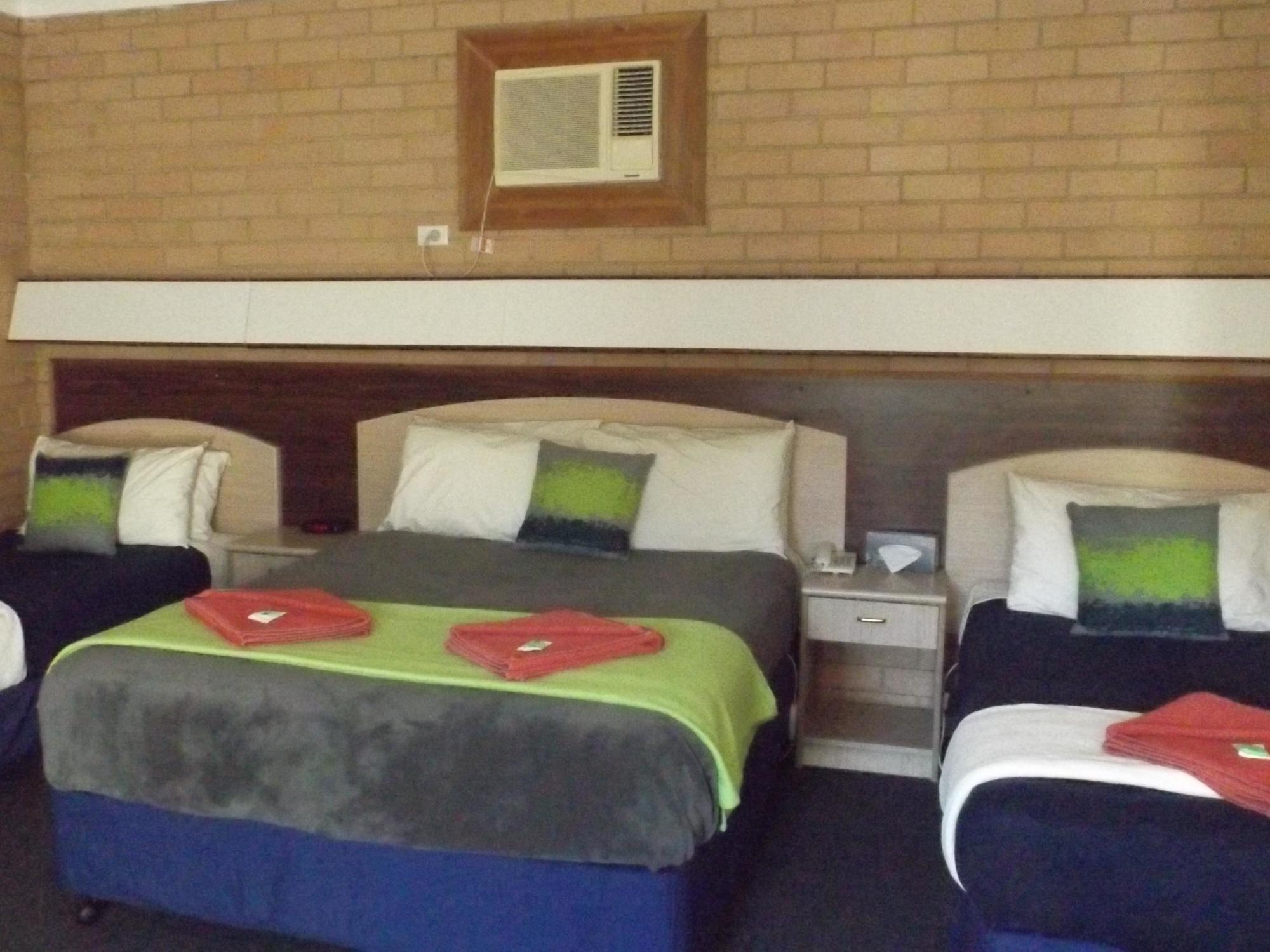 Windmill 3* Wollongong