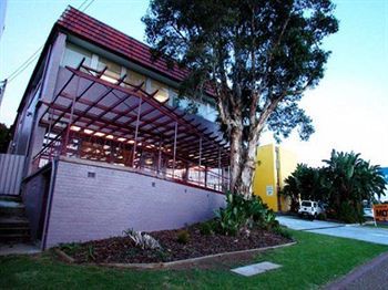 Flinders 3* Wollongong