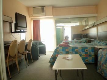 City Beach Motel Motel 3*