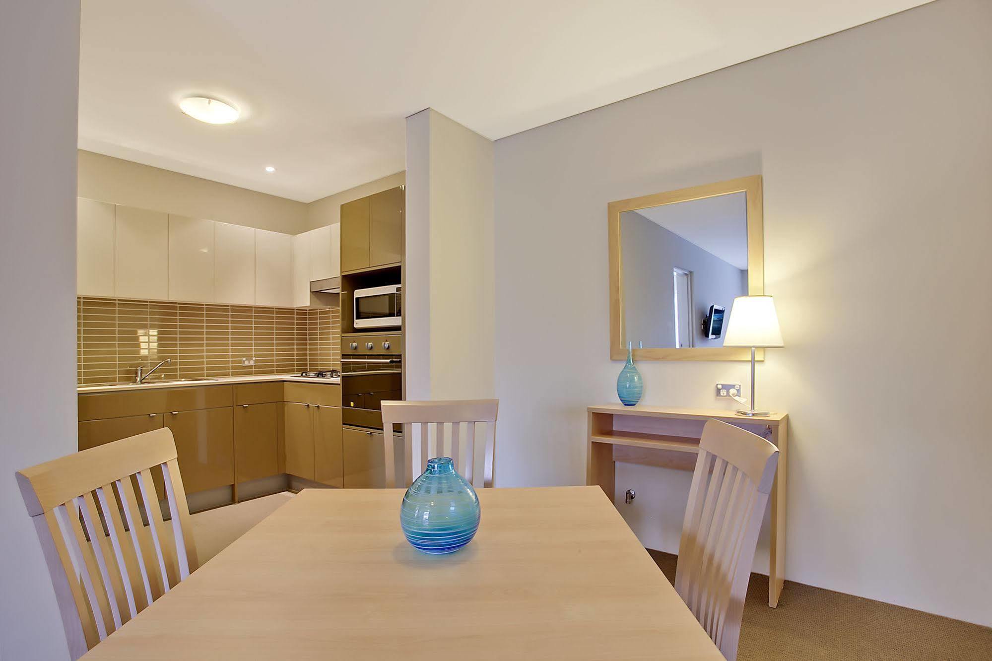 Aparthotel Quality Pioneer Sands 4*