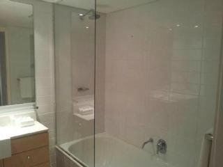 Adina Aparthotel 4*