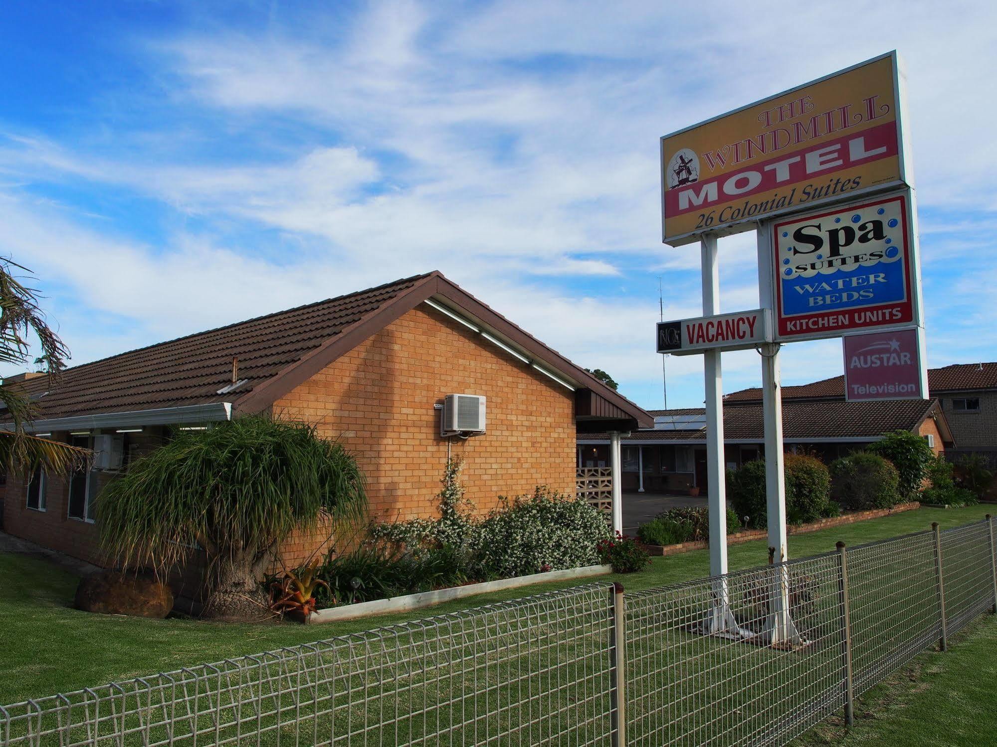 Windmill 3* Wollongong