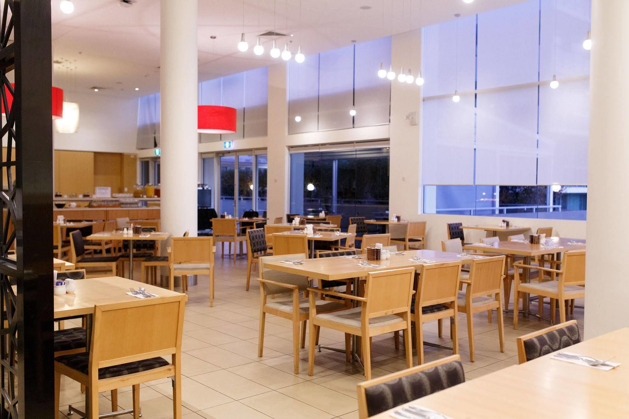 Sage 4* Wollongong