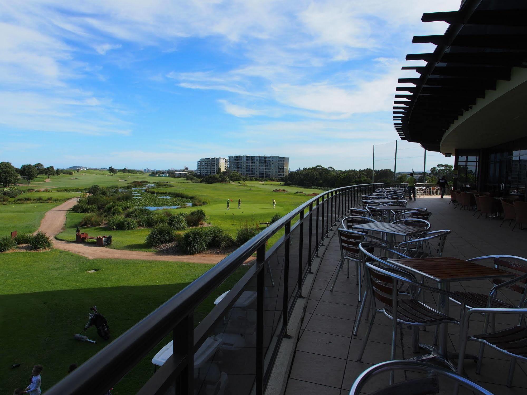 Aparthotel Western Sands Wollongong