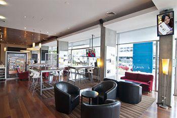 Ibis Hotel 3*