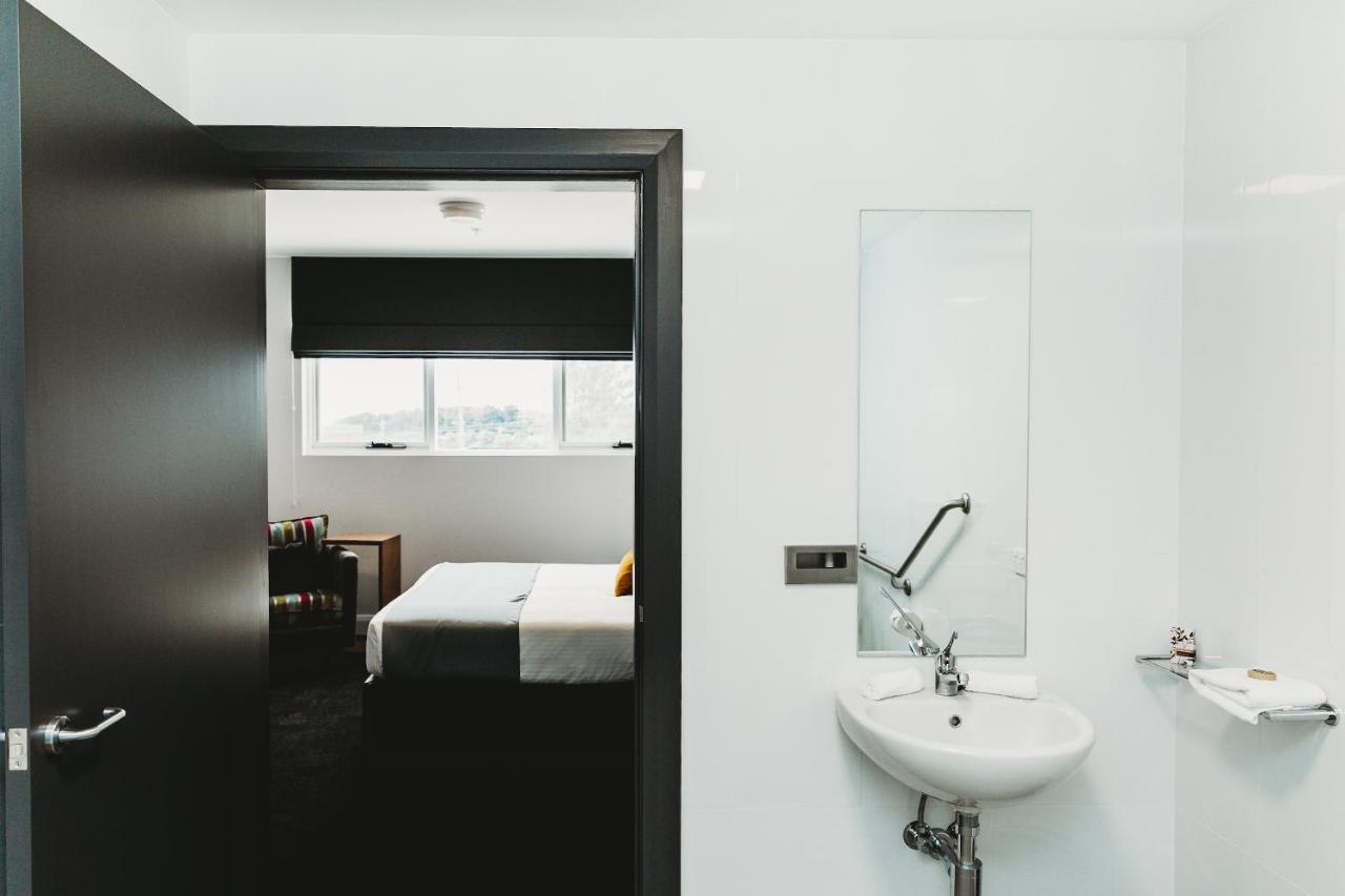 Hotel Coniston Wollongong