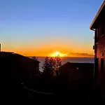 Beachside Oasis - Ocean Views And Walk To Everything