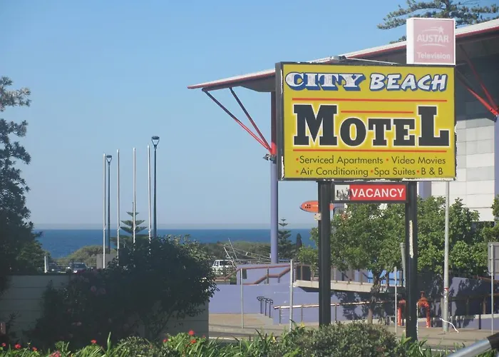 City Beach Motel