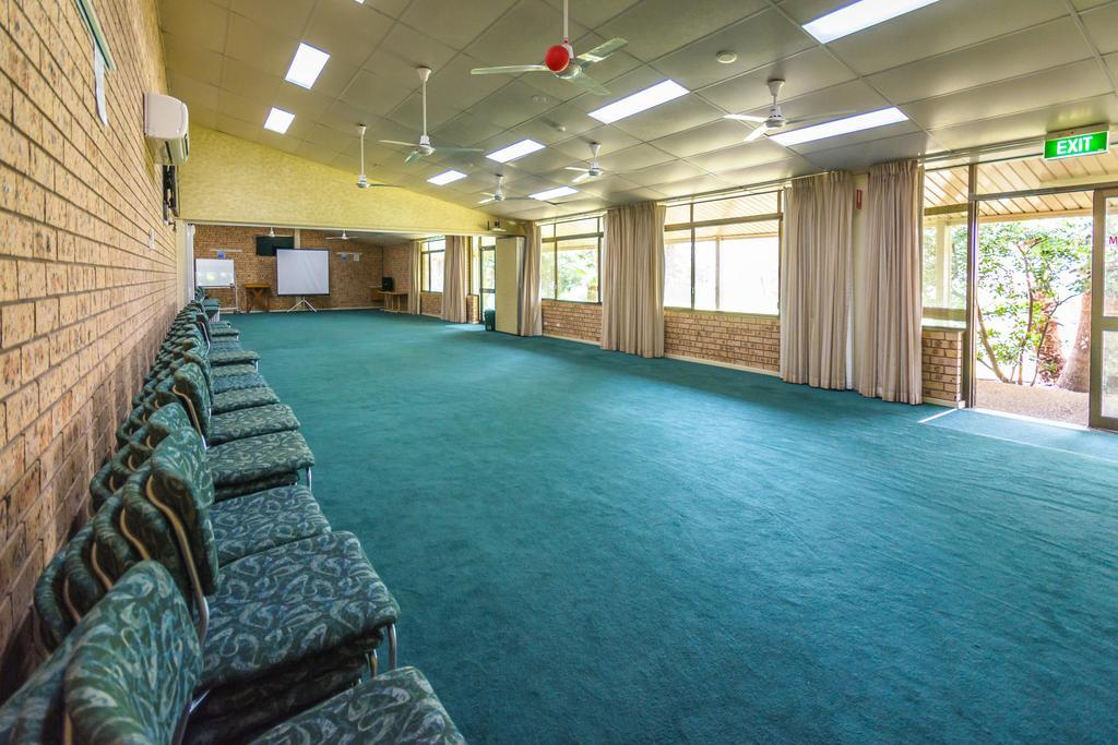 Surf Leisure Resort 4*