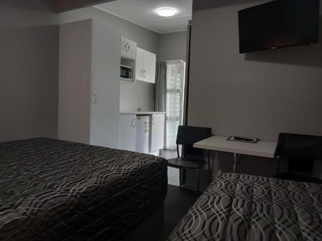 Solomon Figtree Hotel