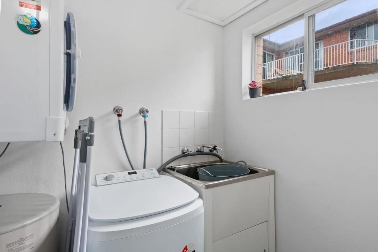 Sea Vista Escape - A Charming Waterside * Wollongong
