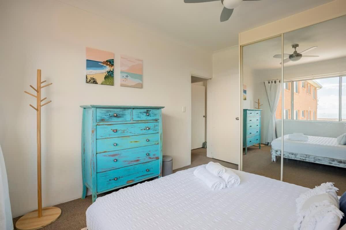 Beachside Oasis - Ocean Views And Walk To Everything Apartment *