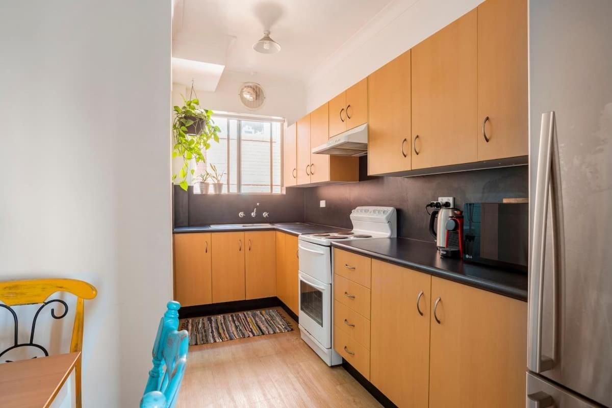 Apartment Beachside Oasis - Ocean Views And Walk To Everything Wollongong