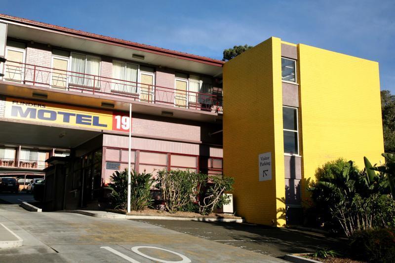 Flinders 3*