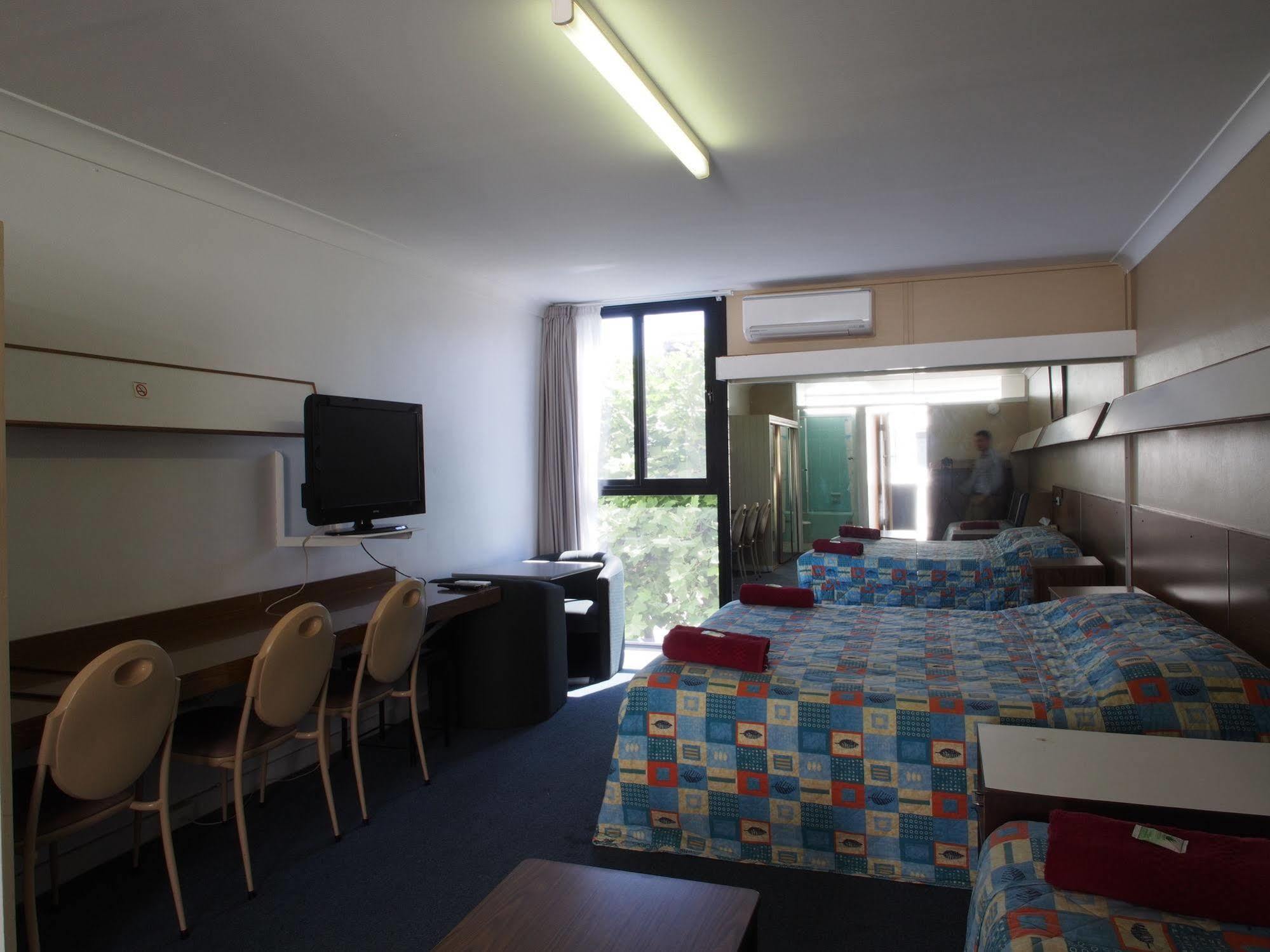 City Beach Motel Wollongong