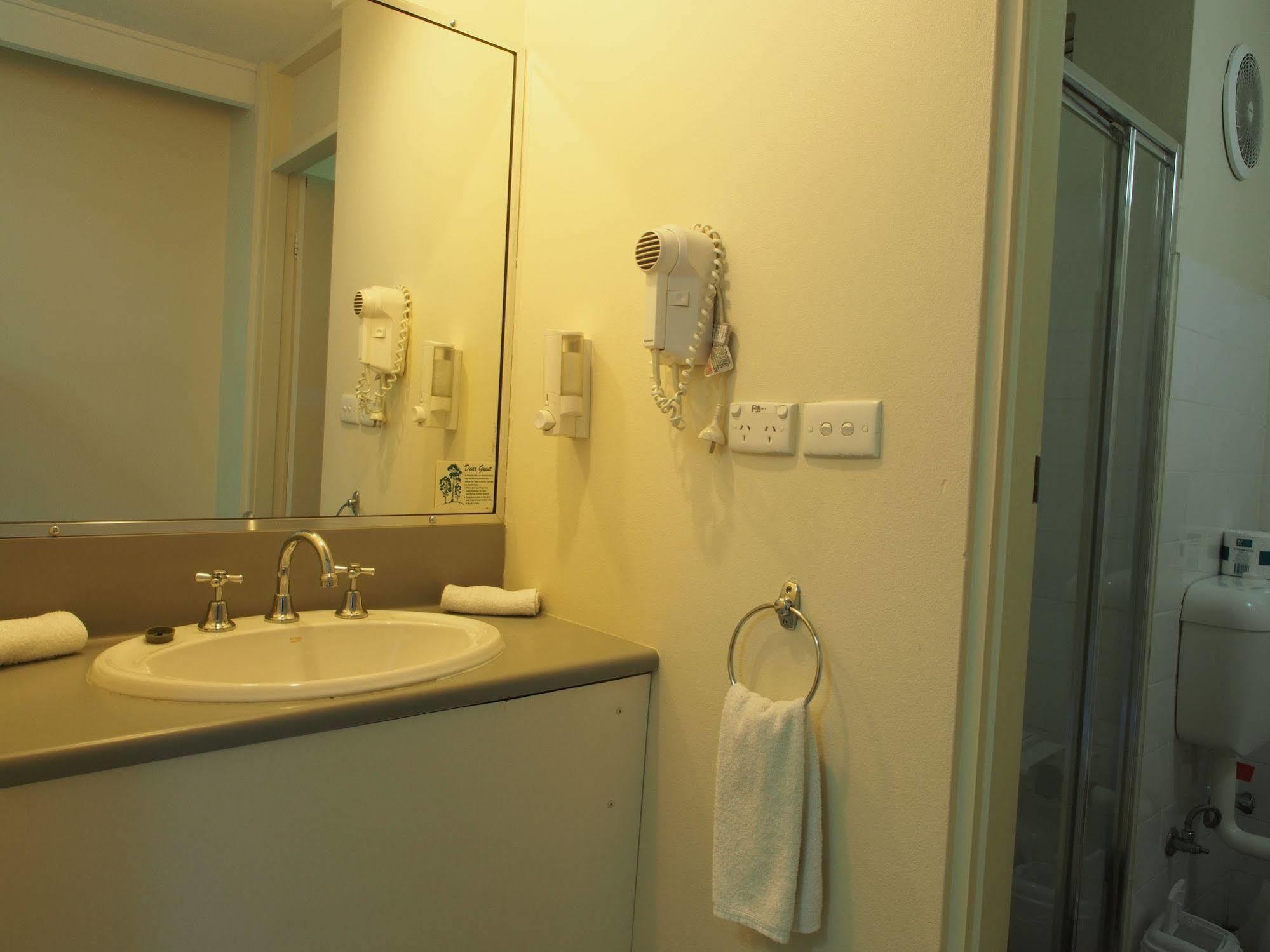 Solomon Figtree Hotel