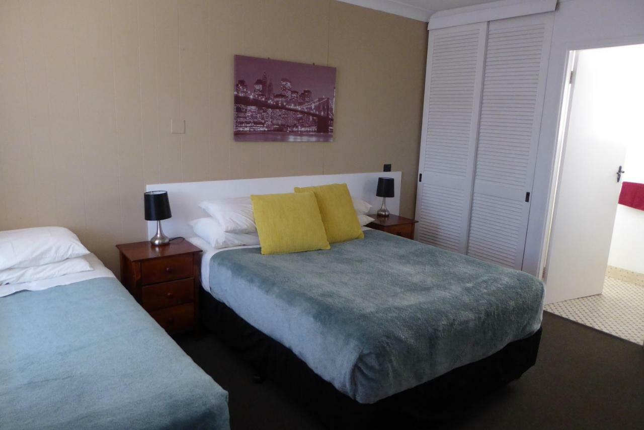 Windmill Motel 3*